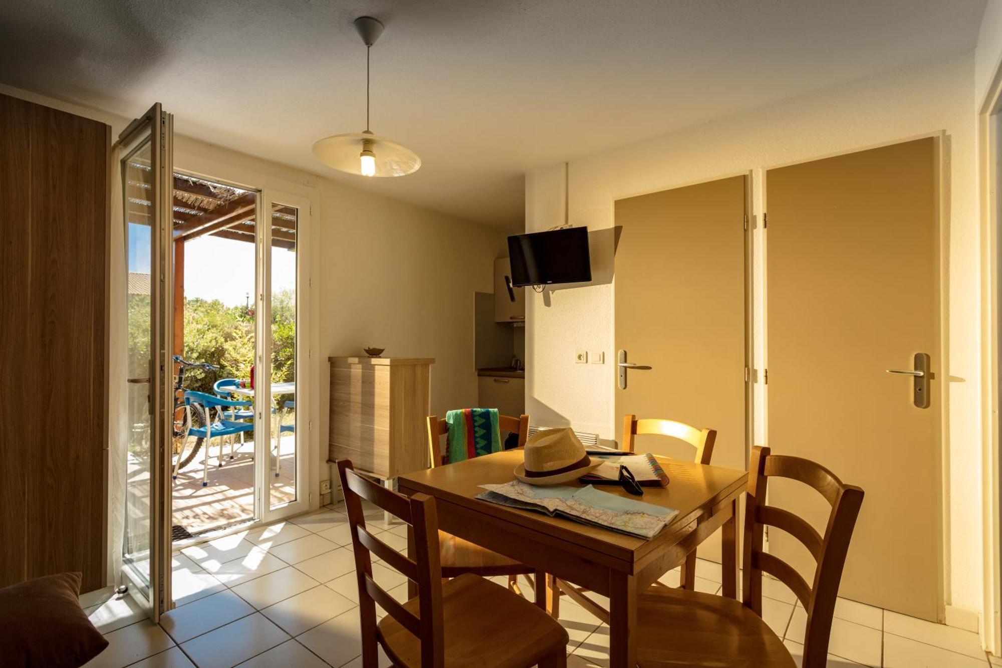 Vvf Sigean Port-La-Nouvelle Corbieres Hotel Bagian luar foto