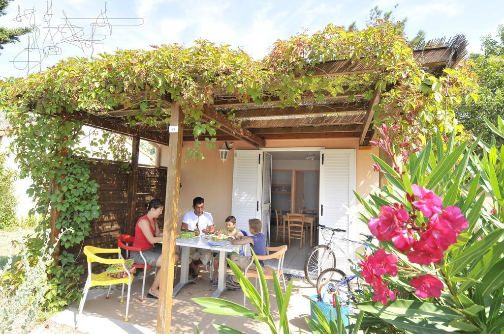Vvf Sigean Port-La-Nouvelle Corbieres Hotel Ruang foto